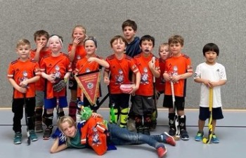 HockeyNews24Nr01.Minis_